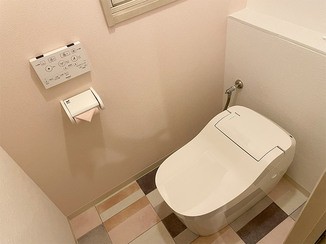 トイレリフォーム 可愛らしい空間に生まれ変わったトイレ