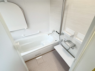 バスルームリフォーム 段差と寒さを解消した安心のバスルーム